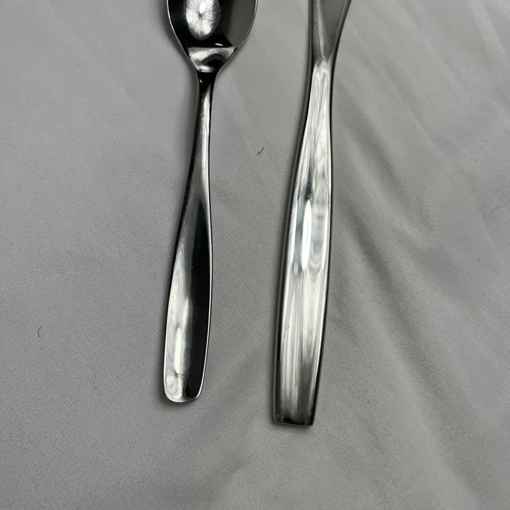 Gibson GS 18/C Silverware Set Of Teaspoon And Dinner Knife